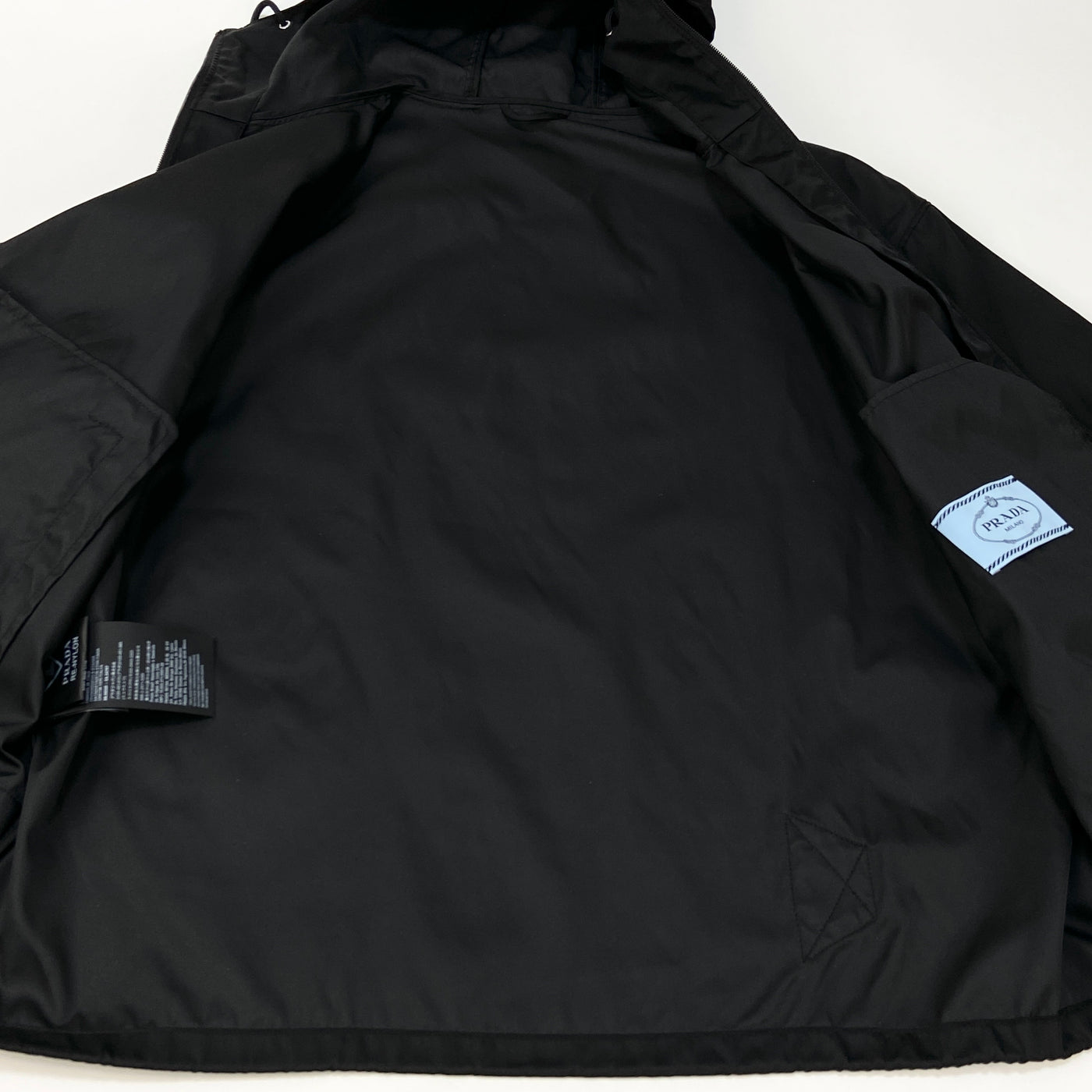 2020AW Re-Nylon Hooded Jacket With Bag 291783 S201 1WQ8 42