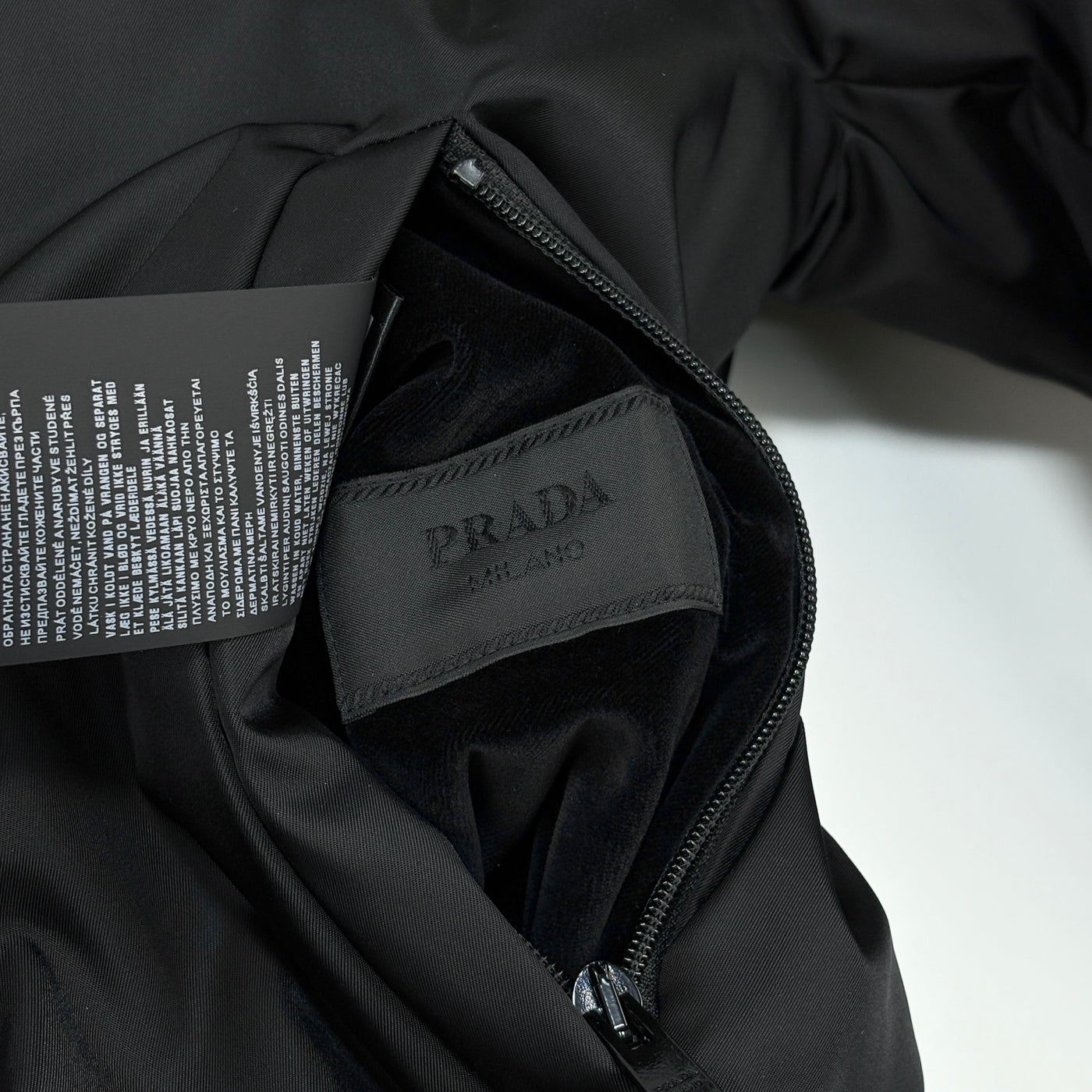 2023AW Hooded Re-Nylon Down Jacket SGC398 S232 1WQ8 M