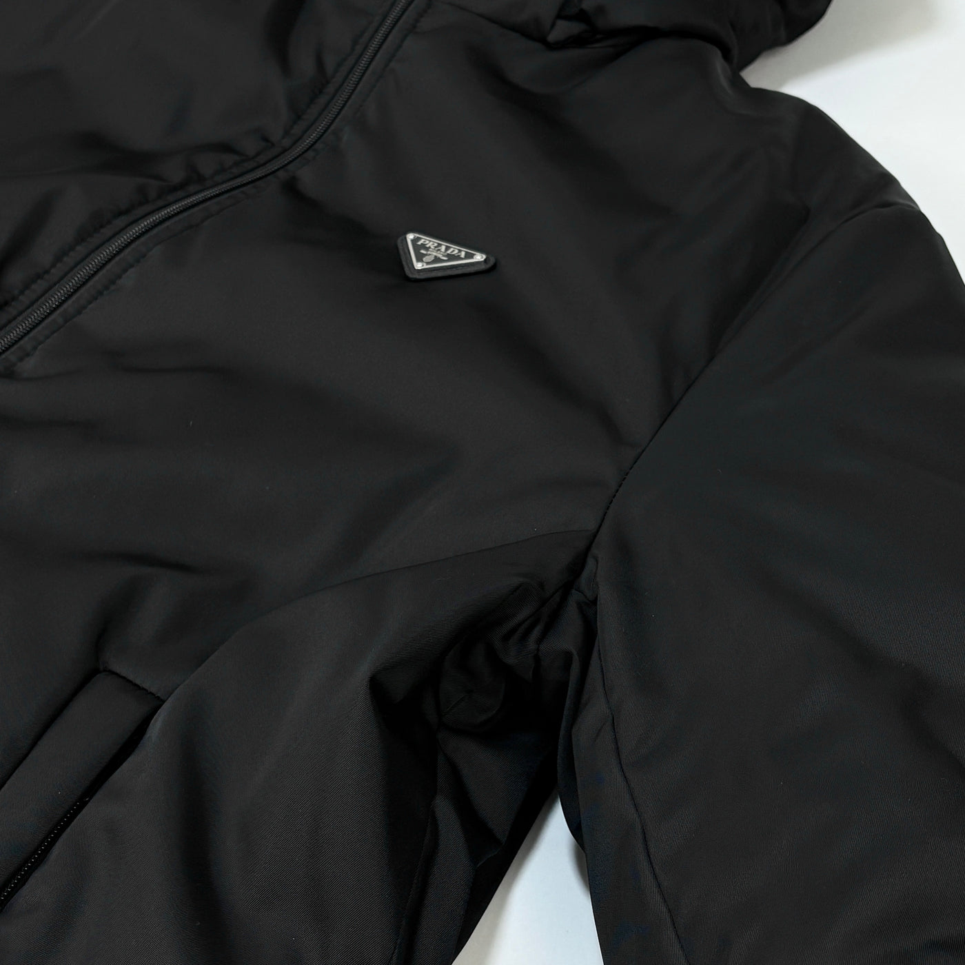 2023AW Hooded Re-Nylon Down Jacket SGC398 S232 1WQ8 M