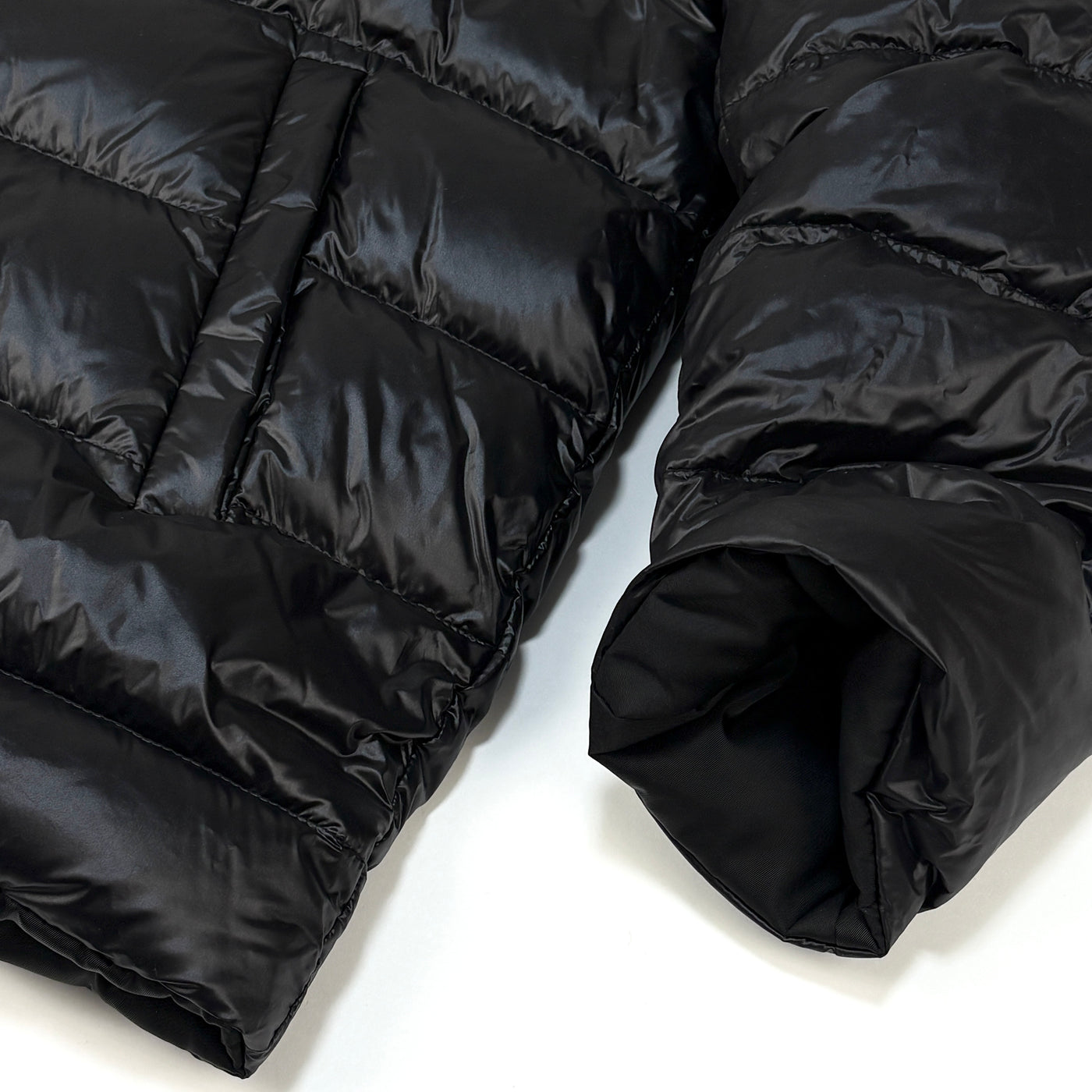2023AW Hooded Re-Nylon Down Jacket SGC398 S232 1WQ8 M
