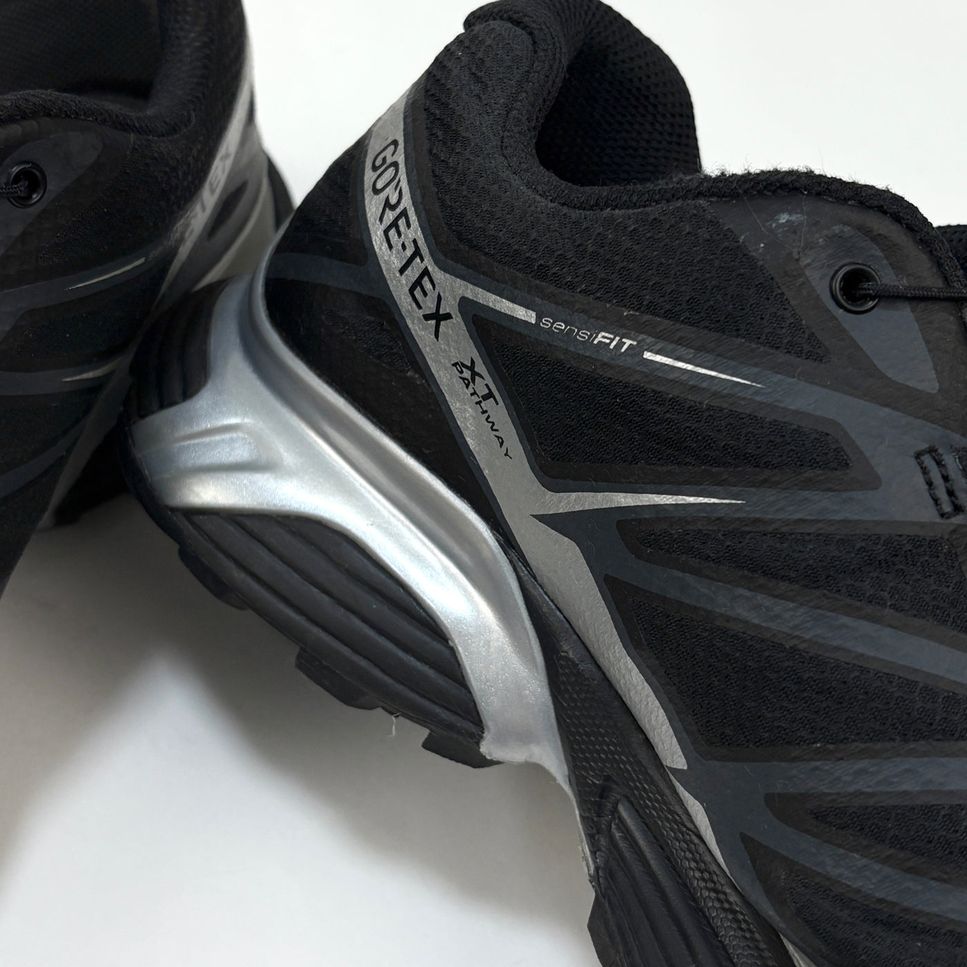2024AW XT-PATHWAY GTX L47577500 / 475775 US8.5 / 26.5cm