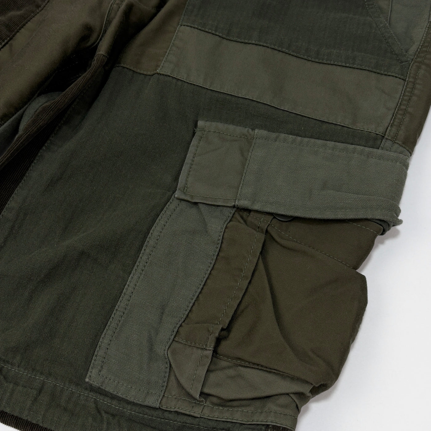 2018SS Patched Cargo Shorts MTR-2402 S