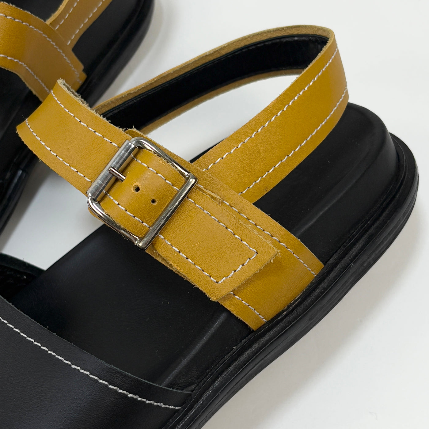 【MARNI】関税込☆バイカラー レザー ストラップ サンダル MARNI(マルニ) ストラップサンダル レッド×ブラック サイズ 40
