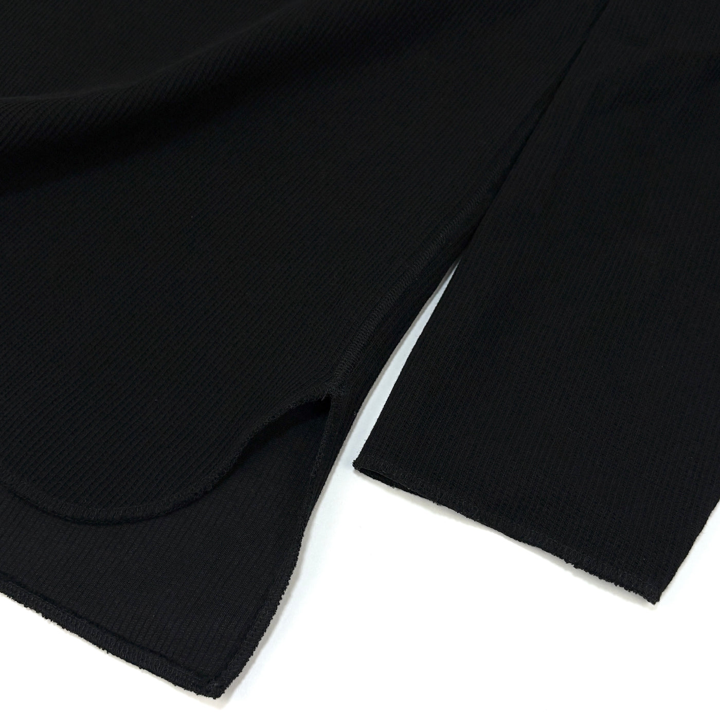 2024AW Rough&Smooth Thermal Over Neck L/S bROOTS24F30 3
