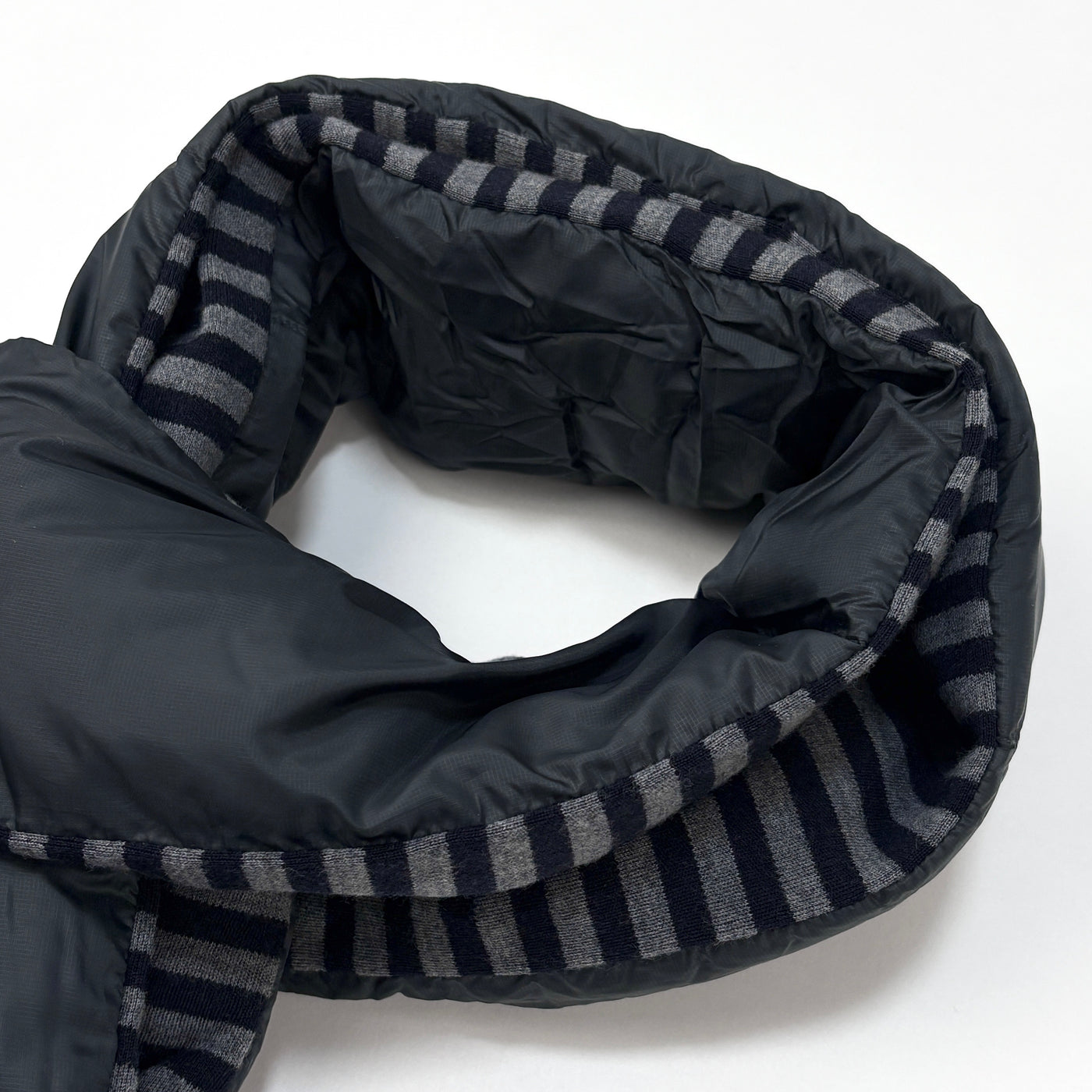 【新品】2025SS 32G Smooth Wool Down Muffler S24FK070