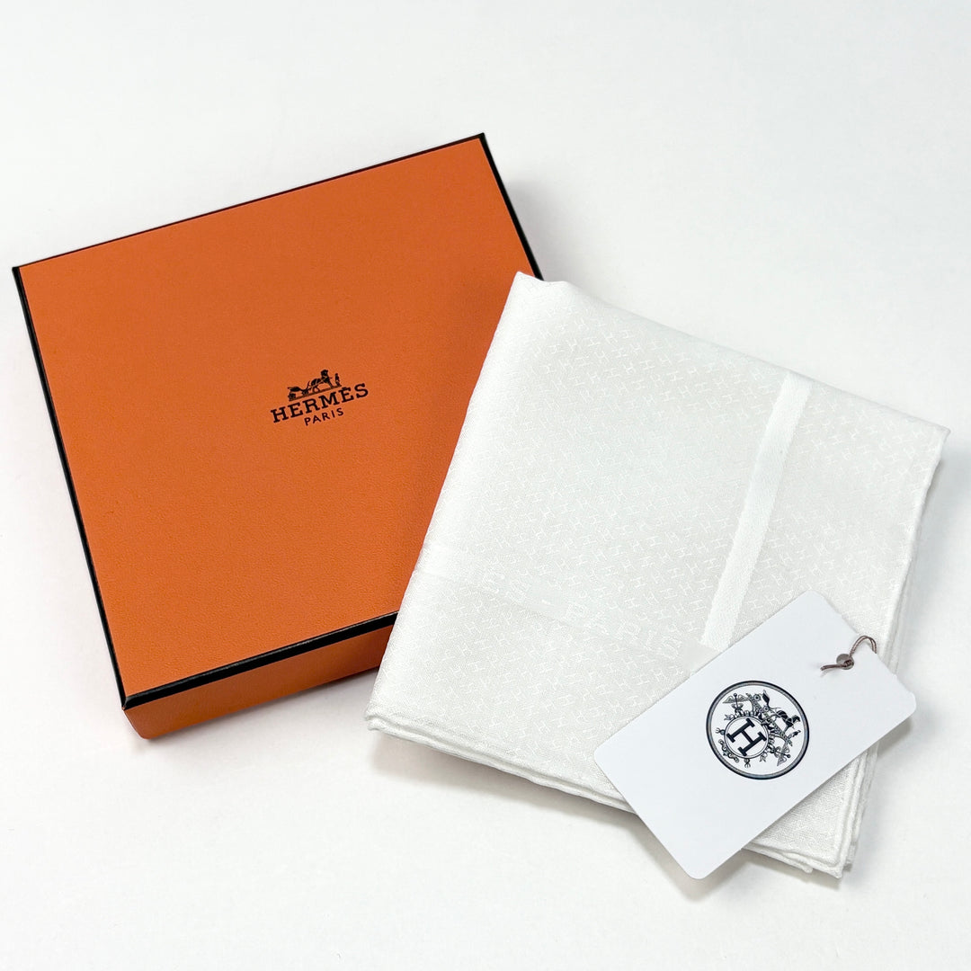 新品】HERMES / エルメス ハンカチーフ 《 ジャカード H 》 – SHAFT STORE