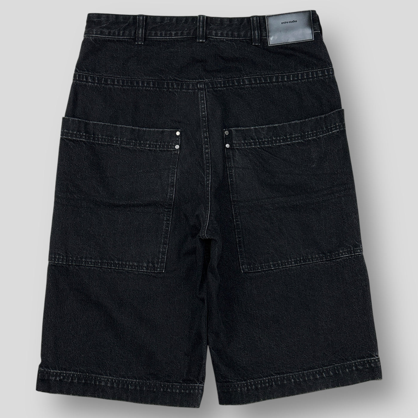 2025SS D-SHORTS MAGNETITE ES2570MA PO0161 / BFS-15040 L