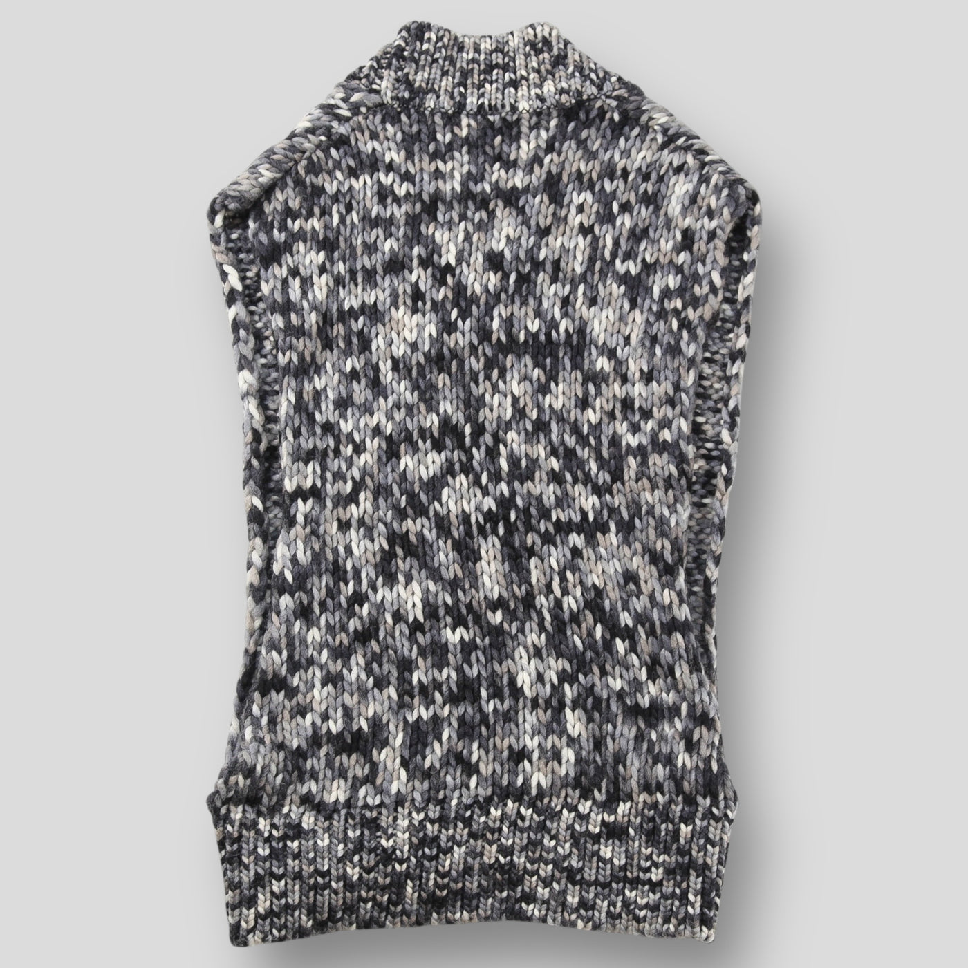 SEC.10 LOW GAUGE KNIT V-NECK VEST .10 S101235 FREE