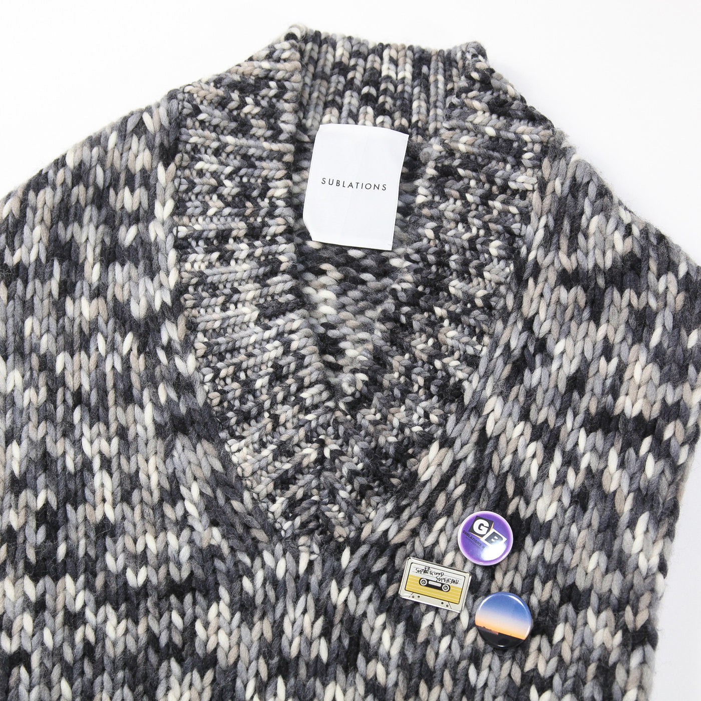SEC.10 LOW GAUGE KNIT V-NECK VEST .10 S101235 FREE