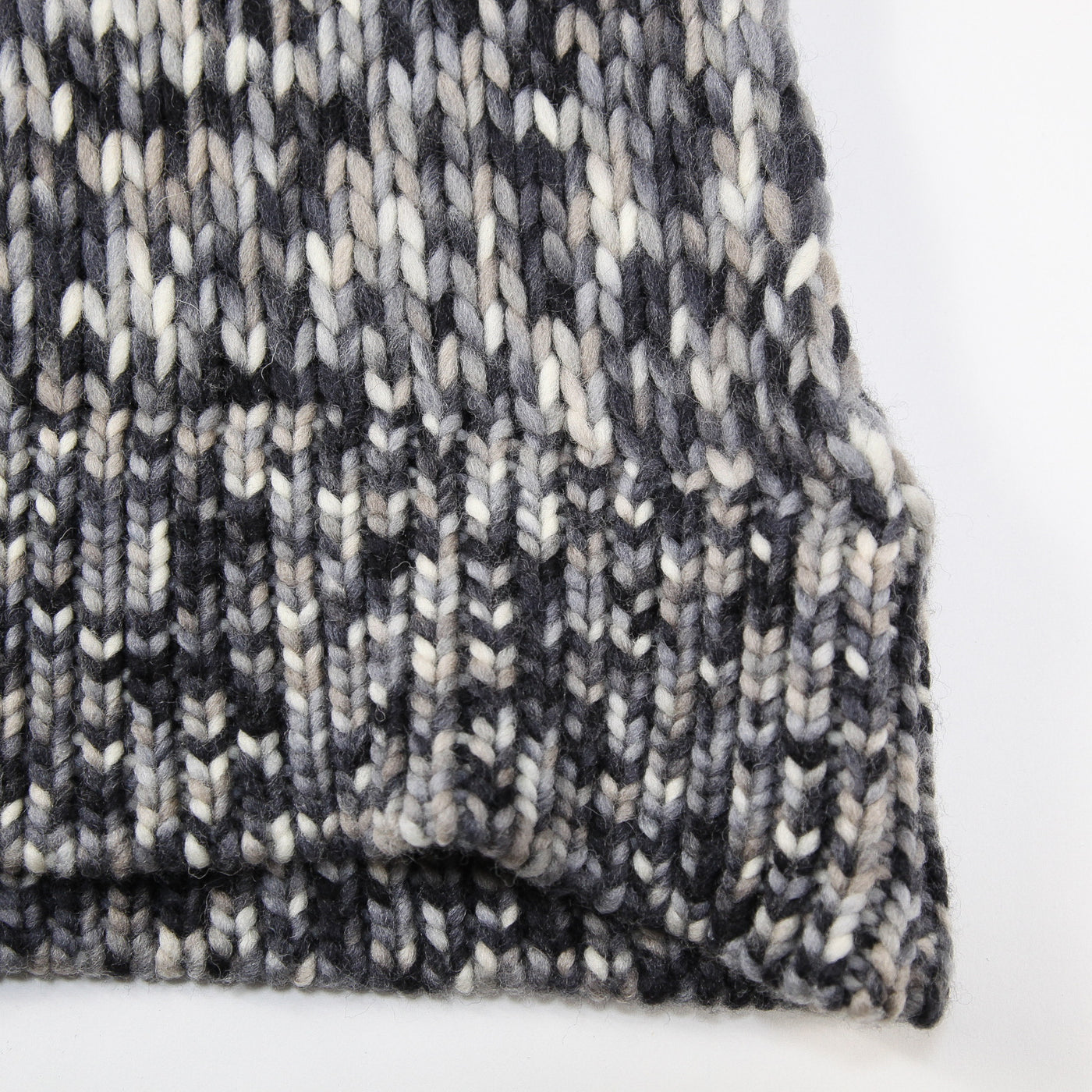 SEC.10 LOW GAUGE KNIT V-NECK VEST .10 S101235 FREE