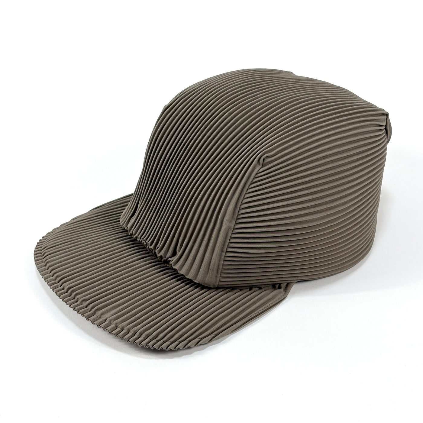 2019AW PLEATS CAP HP93AA530 FREE