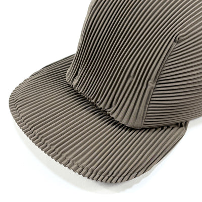 2019AW PLEATS CAP HP93AA530 FREE
