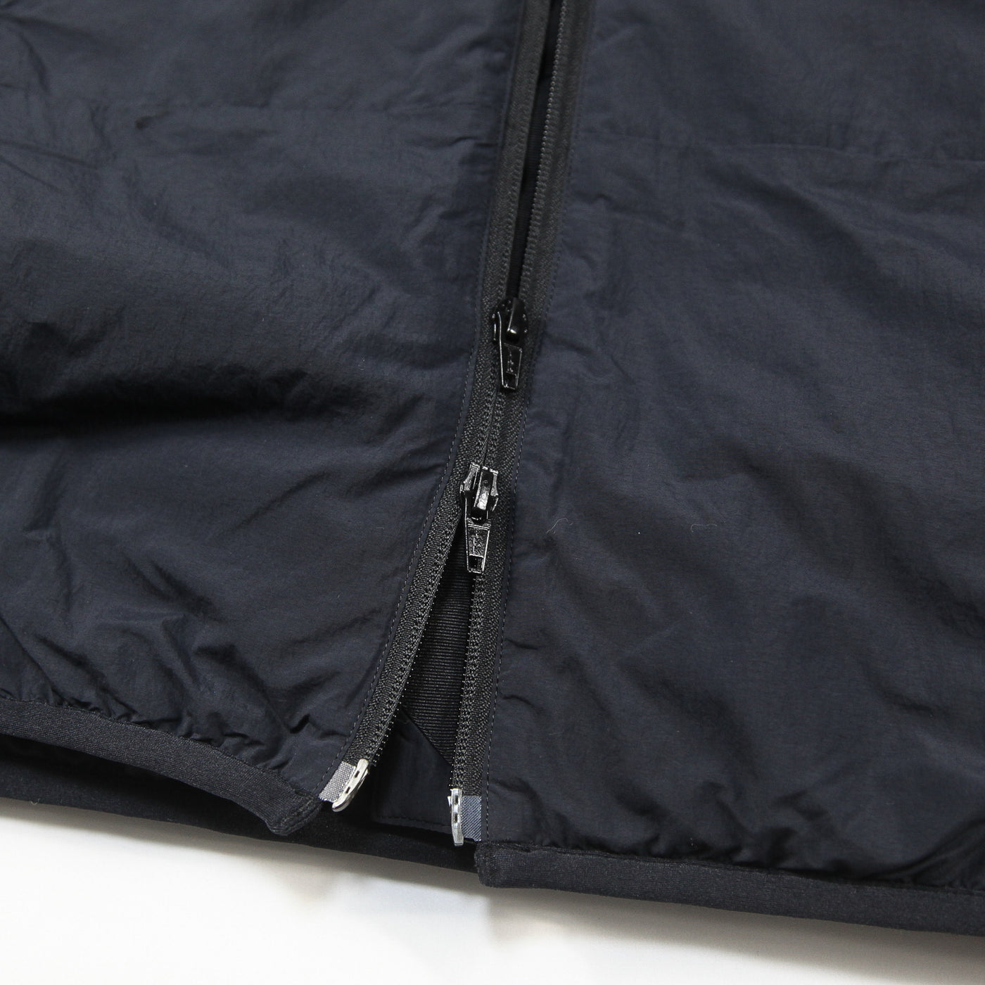2024AW BANK VEST WL-V-18 L