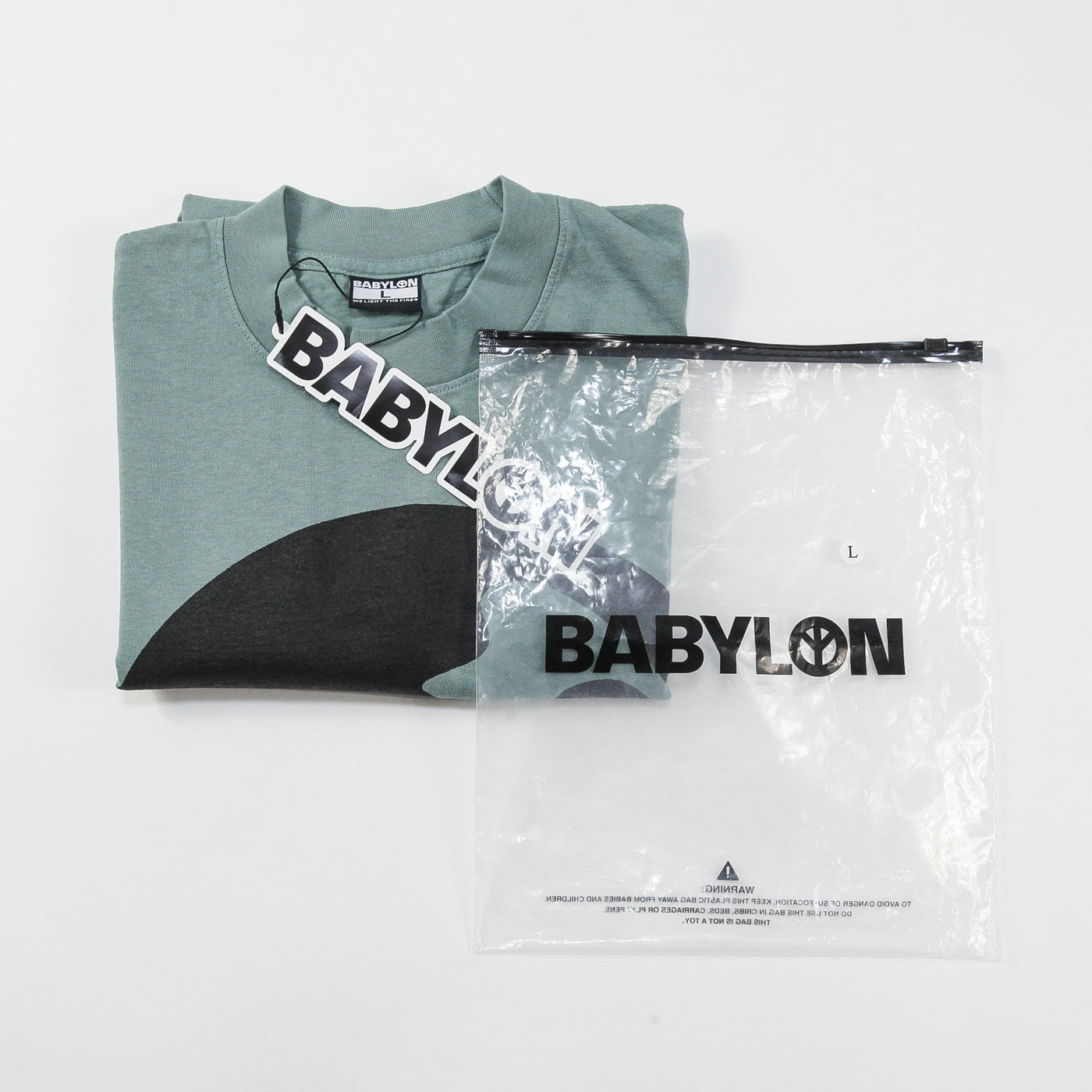 【新品】GRAPHIC PRINT L/S TEE L