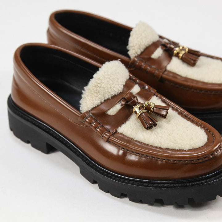 CELINE 2022AW トリオンフ タッセル付き マーガレット ローファー