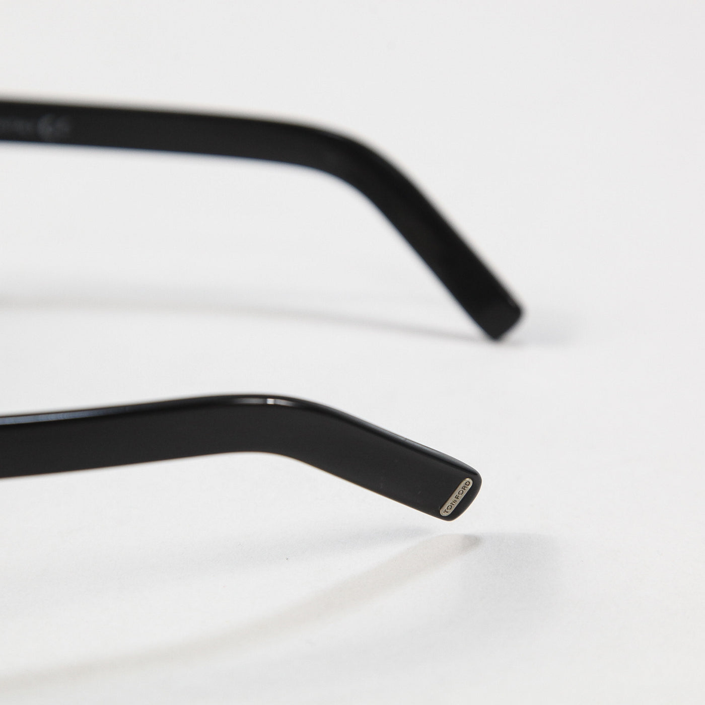 TOM FORD / トムフォード TF5429-F 001 48□21-145 – SHAFT STORE