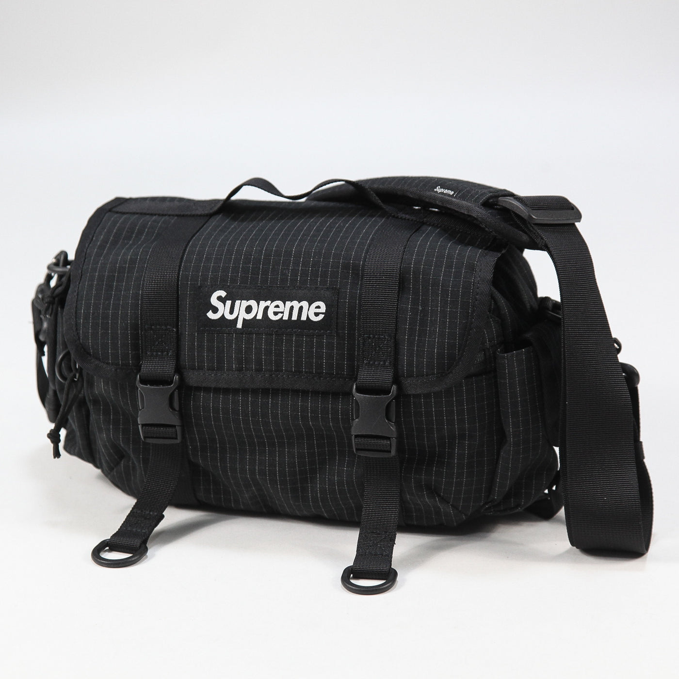Supreme / シュプリーム 2024SS Mini Duffle Bag – SHAFT STORE Supreme / シュプリーム 2024SS Mini Duffle Bag – SHAFT STORE