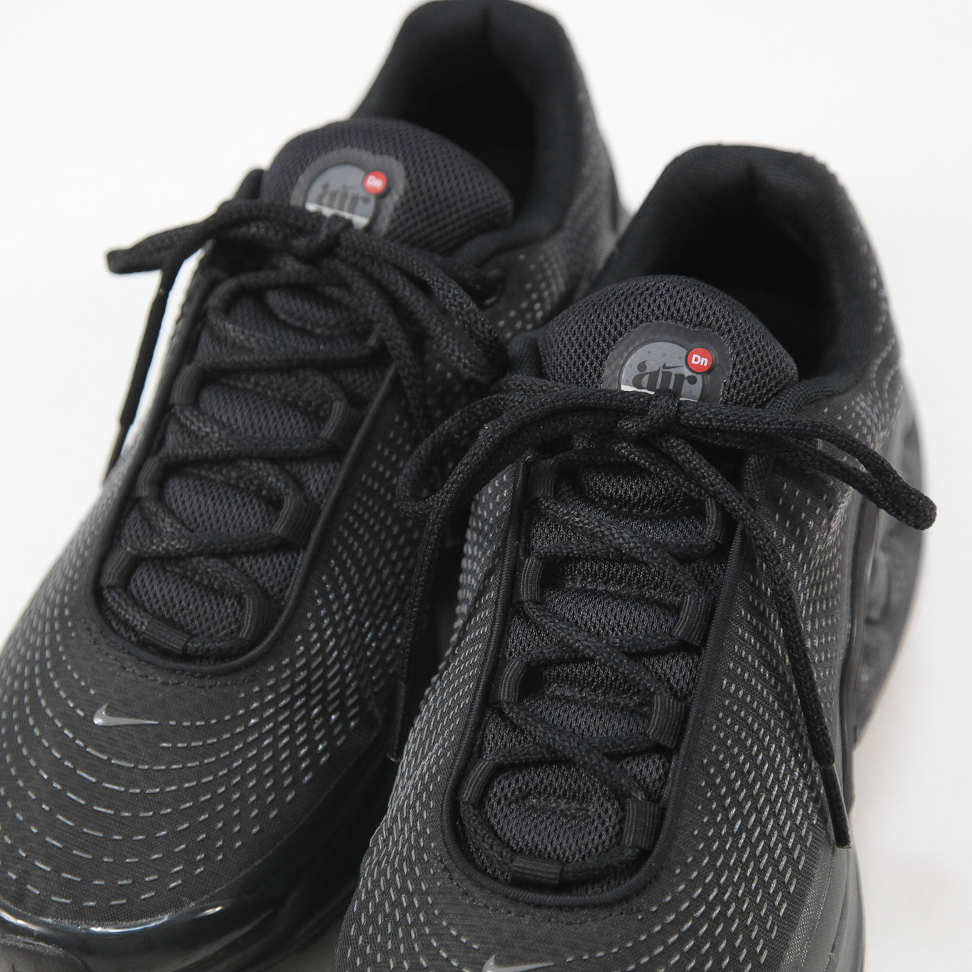 NIKE / ナイキ AIR MAX DN DV3337-002 US9.5 / 27.5cm – SHAFT STORE